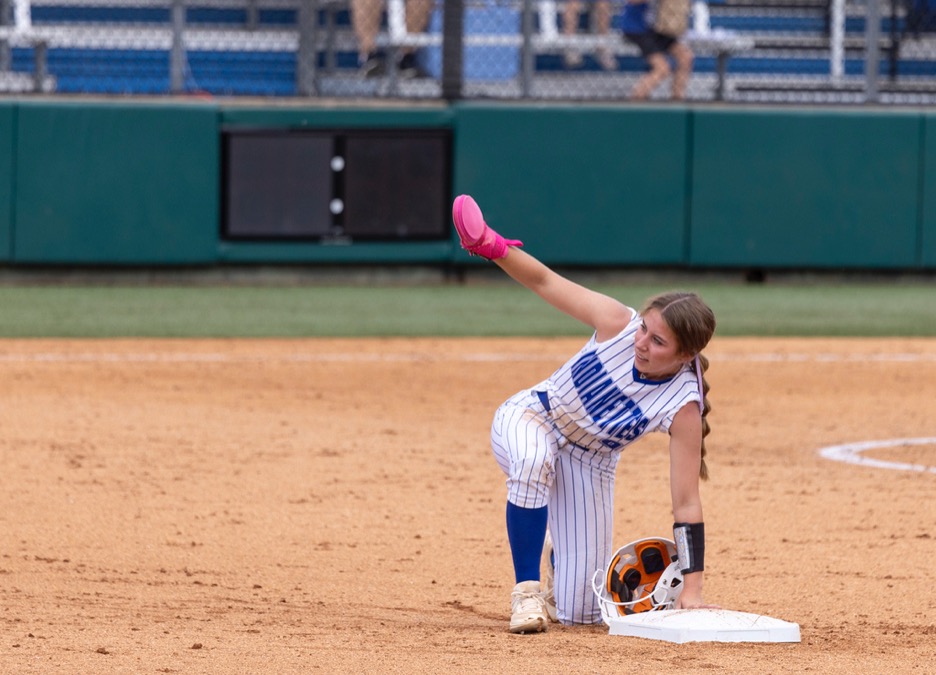 Contact Avery Beach the softball player from Texas at College Athlete Advantage platform
